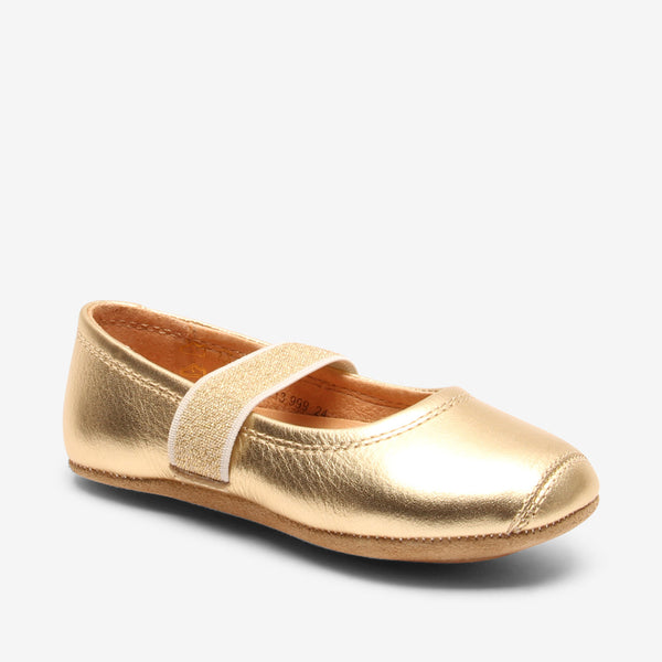 Ladies gold shoes 2025 size 6