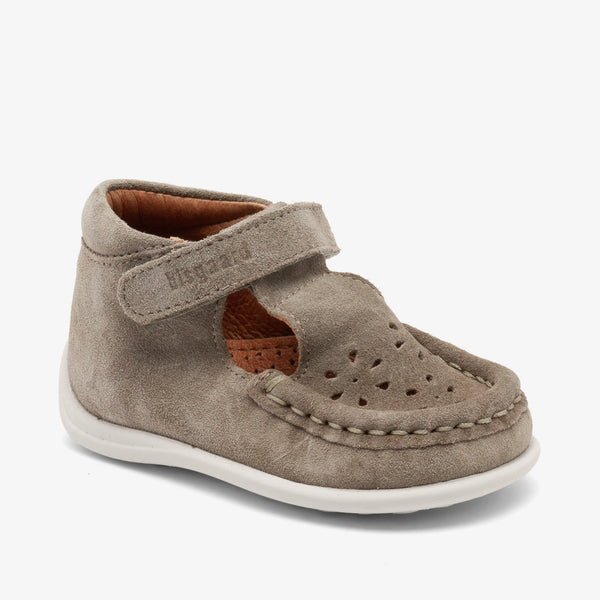 bisgaard pil taupe Kinderschuh aus 100 % LWG-zertifiziertem Leder