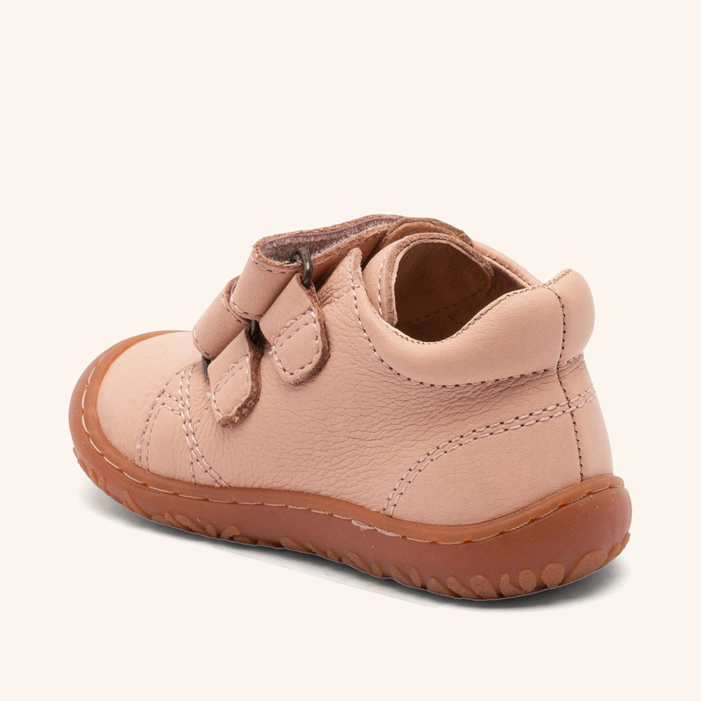 bisgaard barefoot hale v  nude