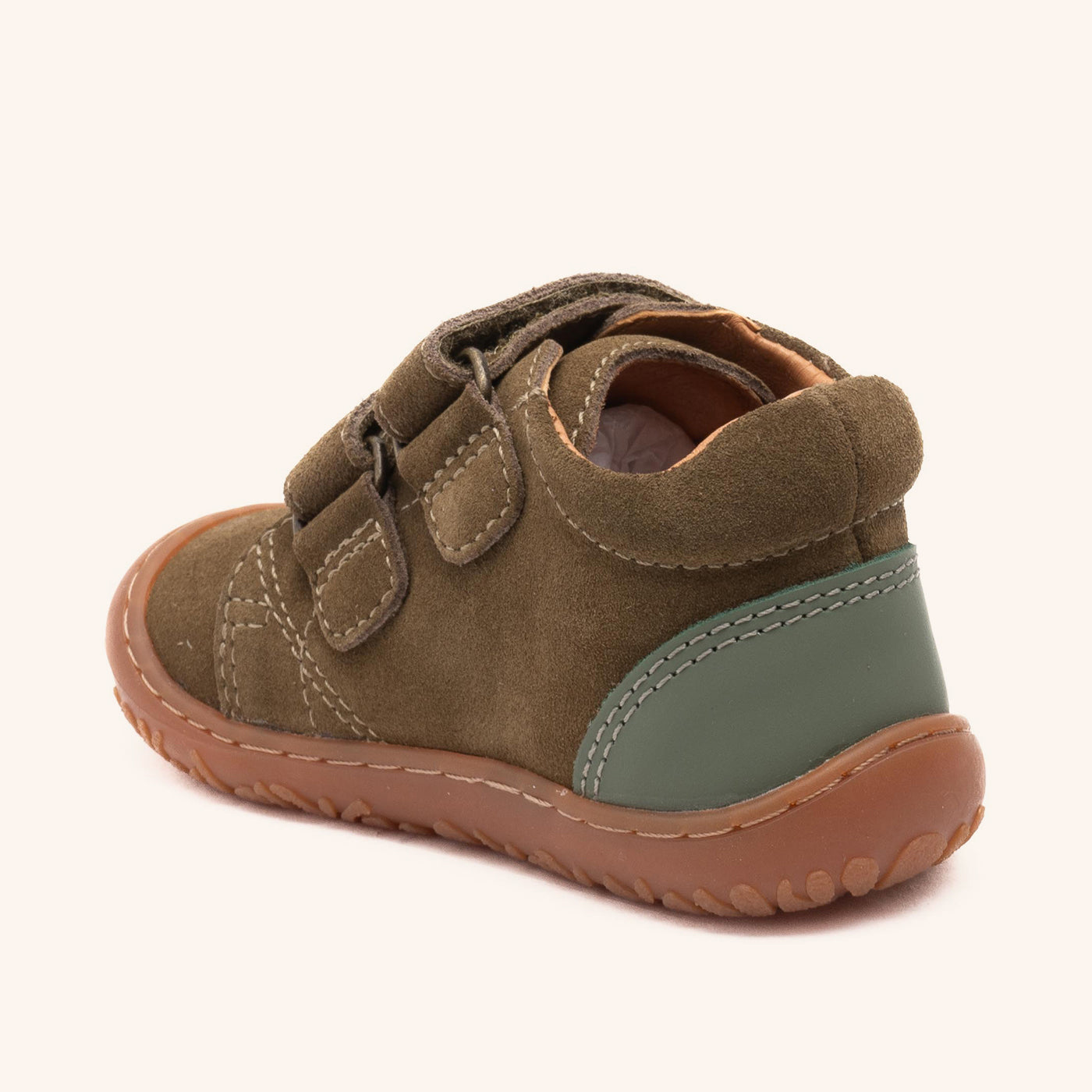 bisgaard barefoot hale v forrest PLAY