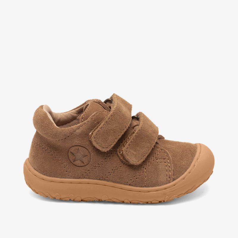 bisgaard barefoot hale v almond ambra