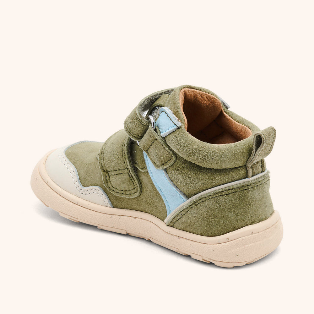 bisgaard barefoot becky sage