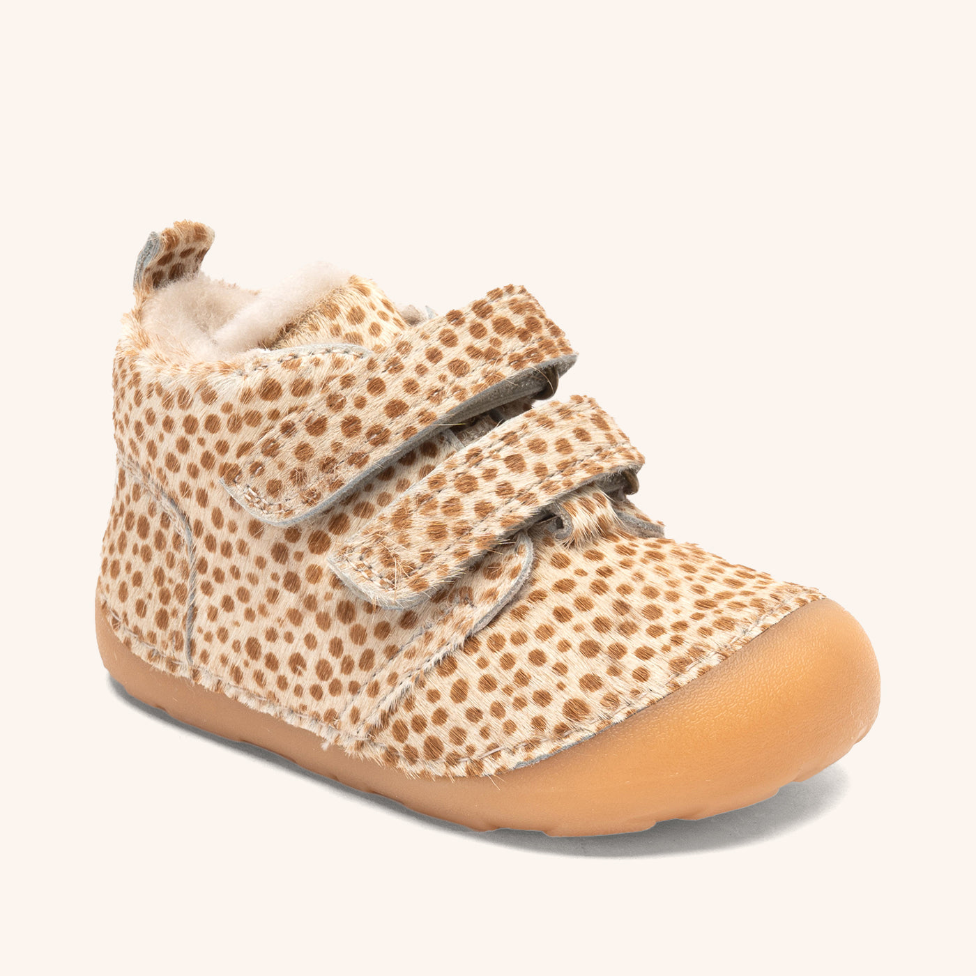 bisgaard barefoot carter lamb dots fur