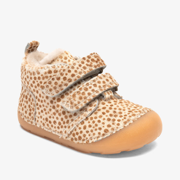 bisgaard barefoot carter lamb dots fur