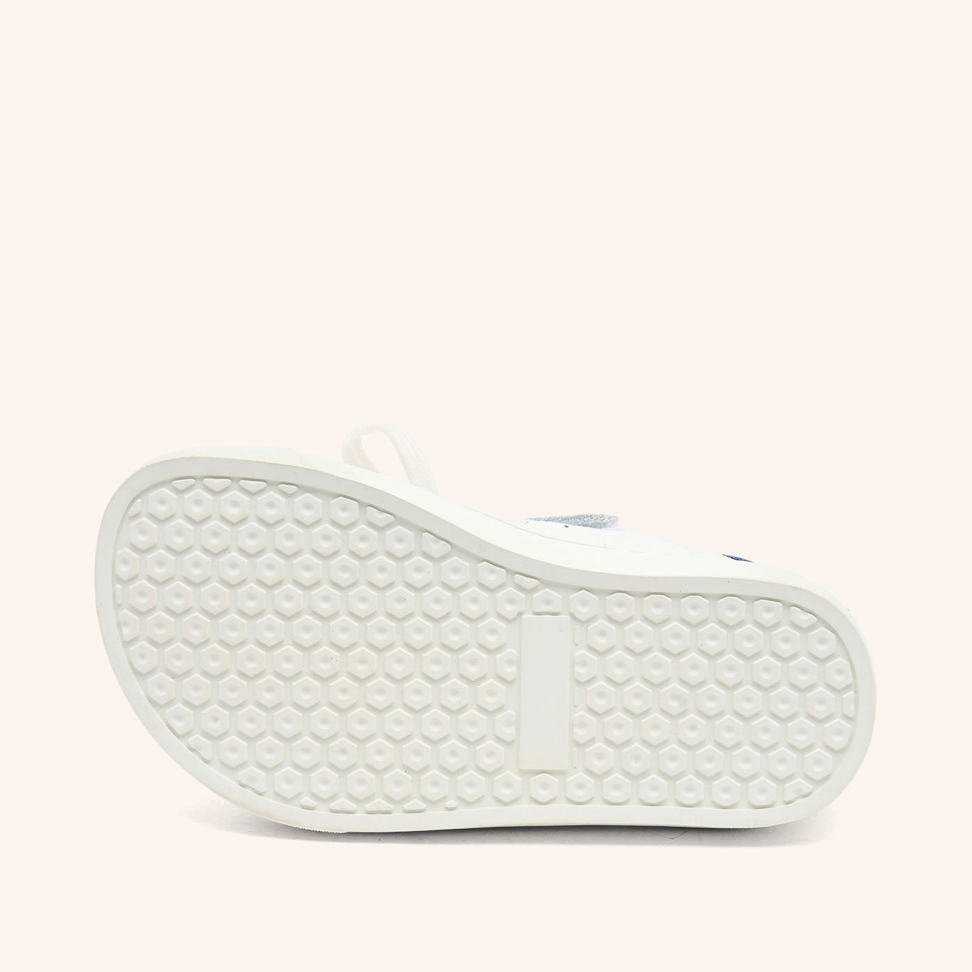 bisgaard barefoot raymond white classic