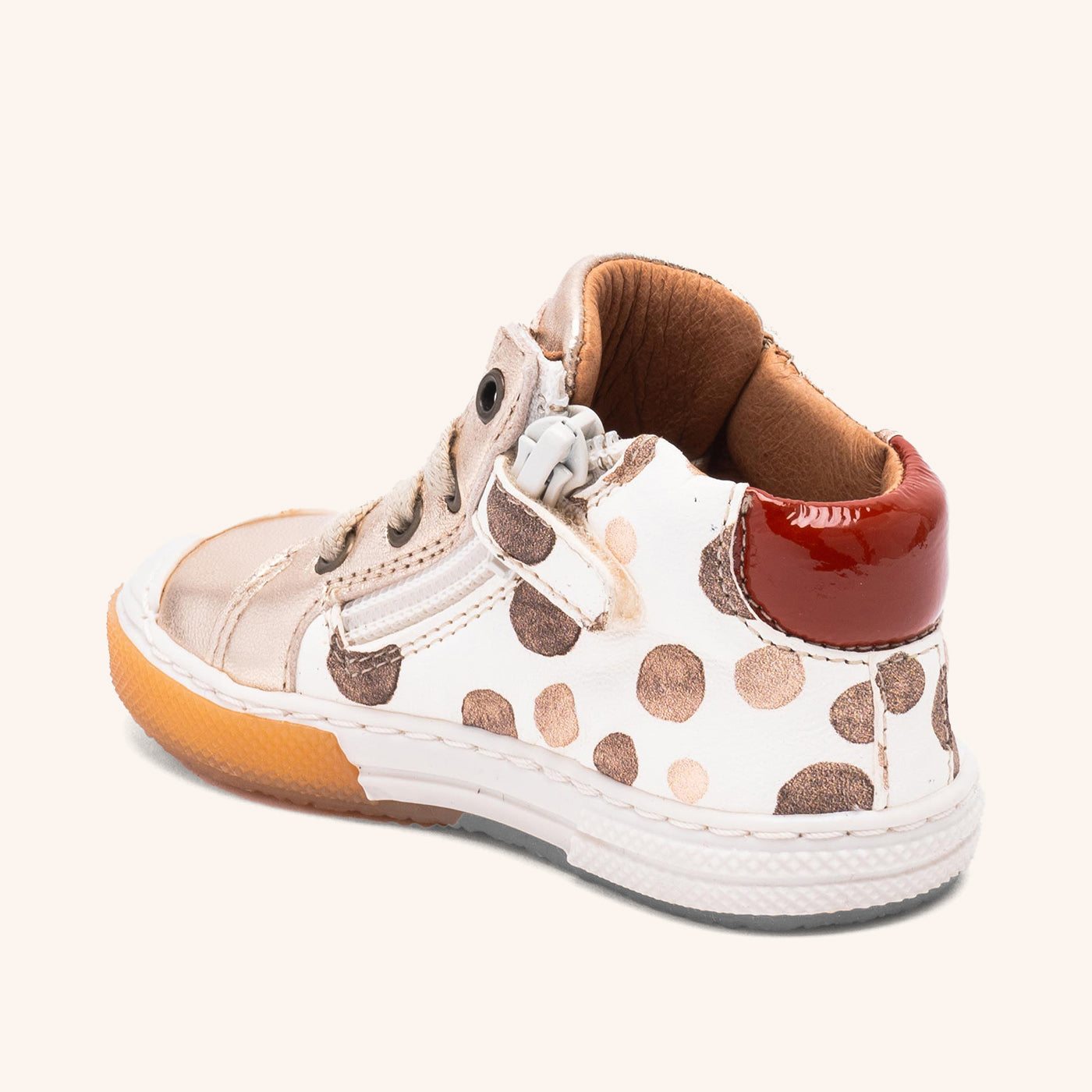 bisgaard holger brown dots