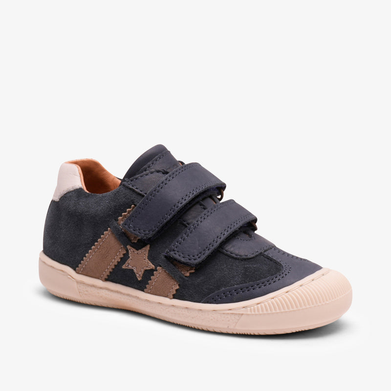 bisgaard kian navy