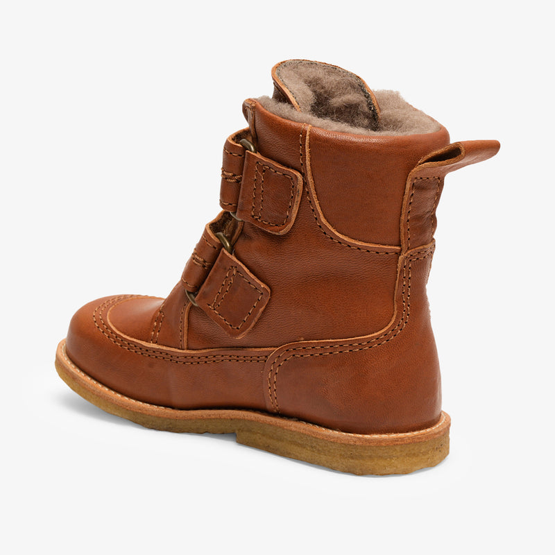 Brown leather Bisgaard Eliah Tex Cognac shoes, perfect for outdoor activities