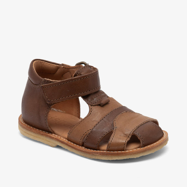 Brown leather bisgaard bjørn hazel kids' shoes with velcro straps