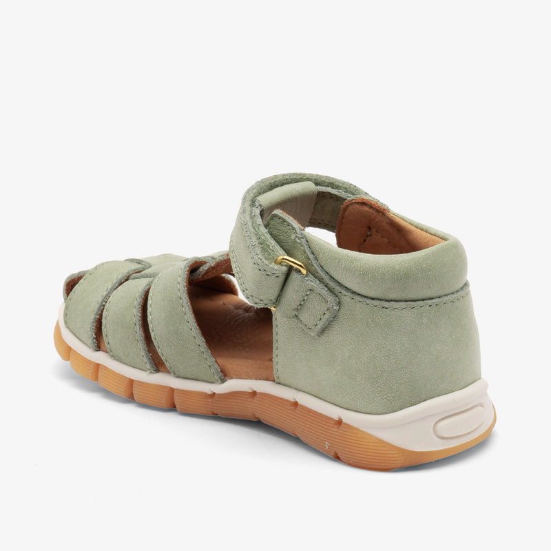 bisgaard billie jade, stylish and comfortable kids' shoes in vibrant green