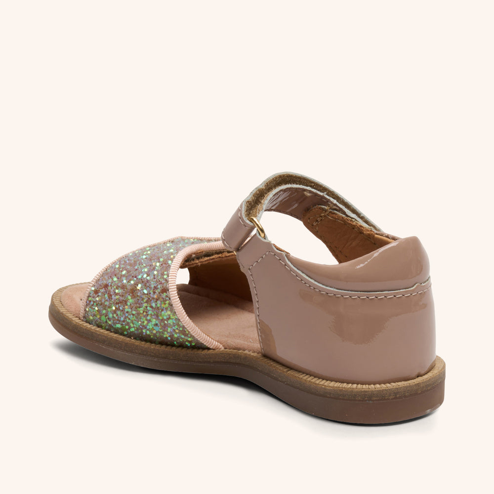 bisgaard aida patent almond